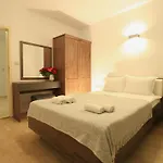 게스트하우스 Ravda Residence 4*