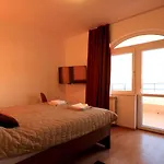 Pensionat Ravda Residence