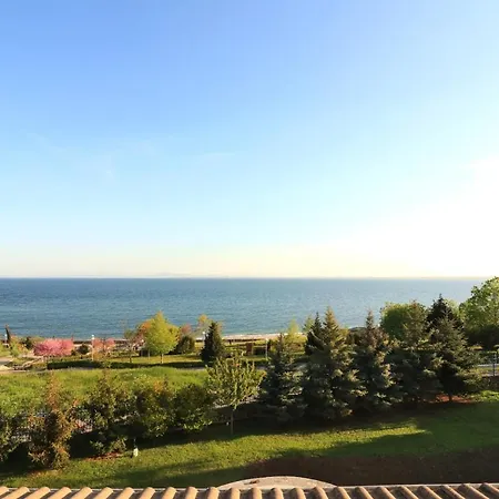 Ravda Residence Гостевой дом