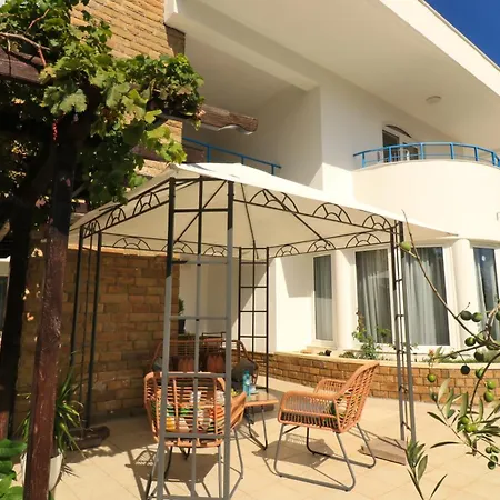 게스트하우스 Ravda Residence *