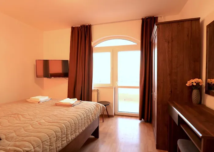 Ravda Residence Affittacamere 4*