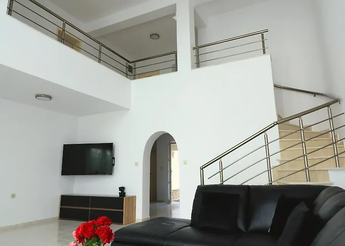 Affittacamere Ravda Residence Ravda